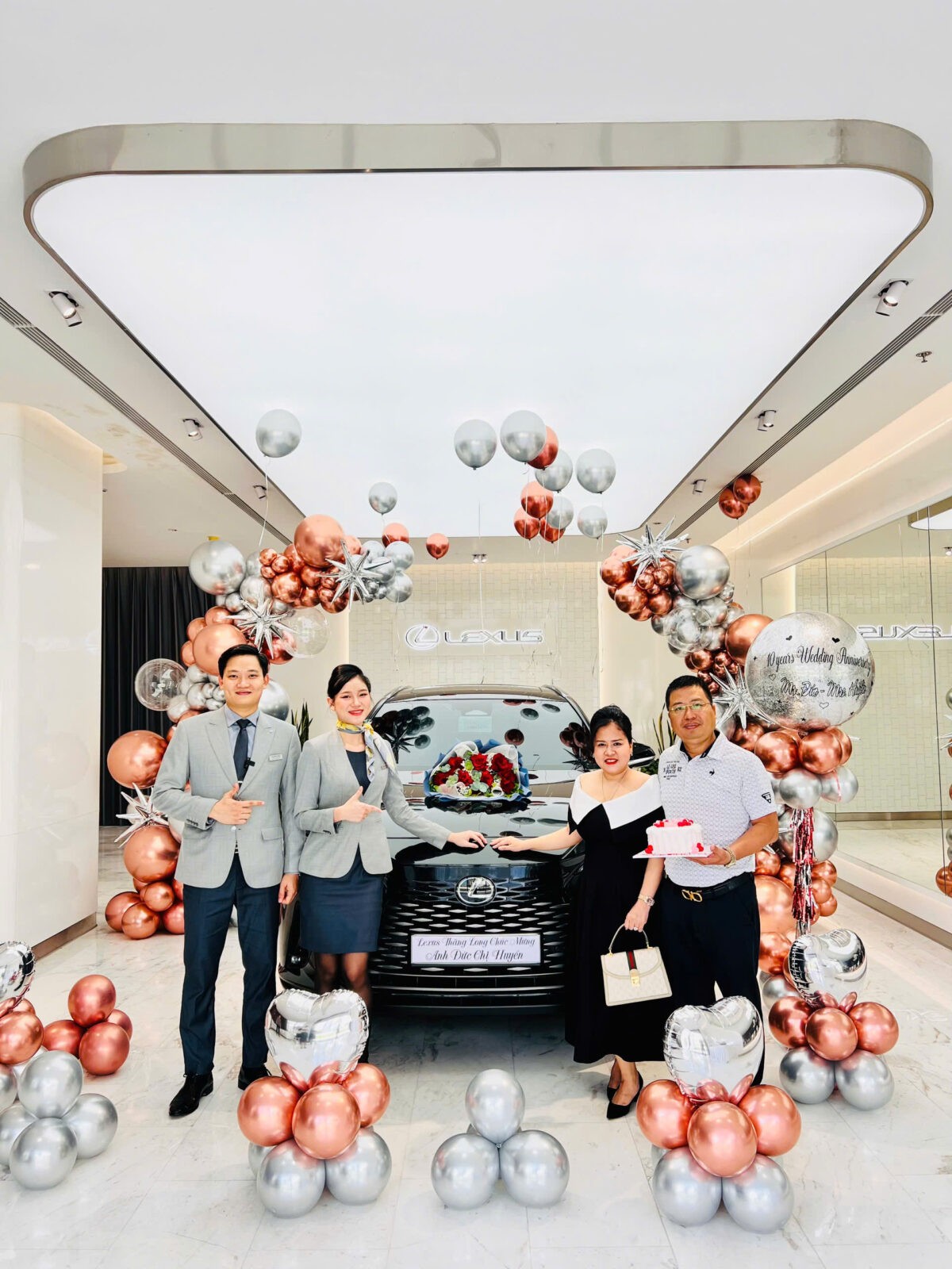 Phòng kinh doanh Lexus