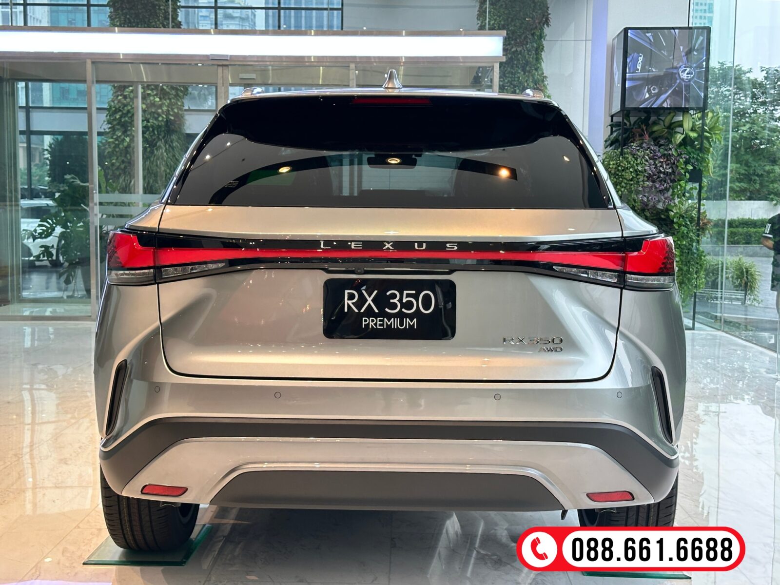 Đuôi xe Lexus RX350 Premium