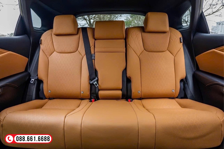 Hàng ghế sau Lexus RX 350 Premium